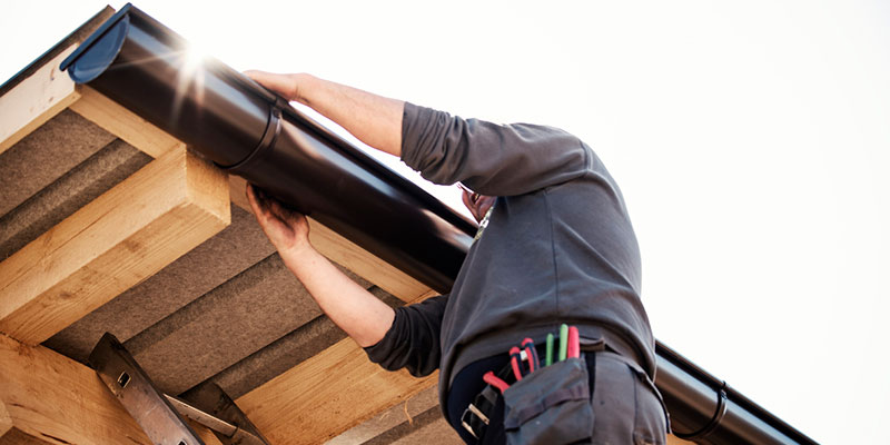 The Essential Guide to Seamless Gutter Installation for Your Home